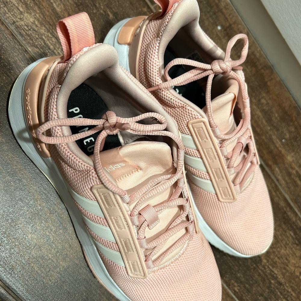 ADIDAS - Picture 4 of 5